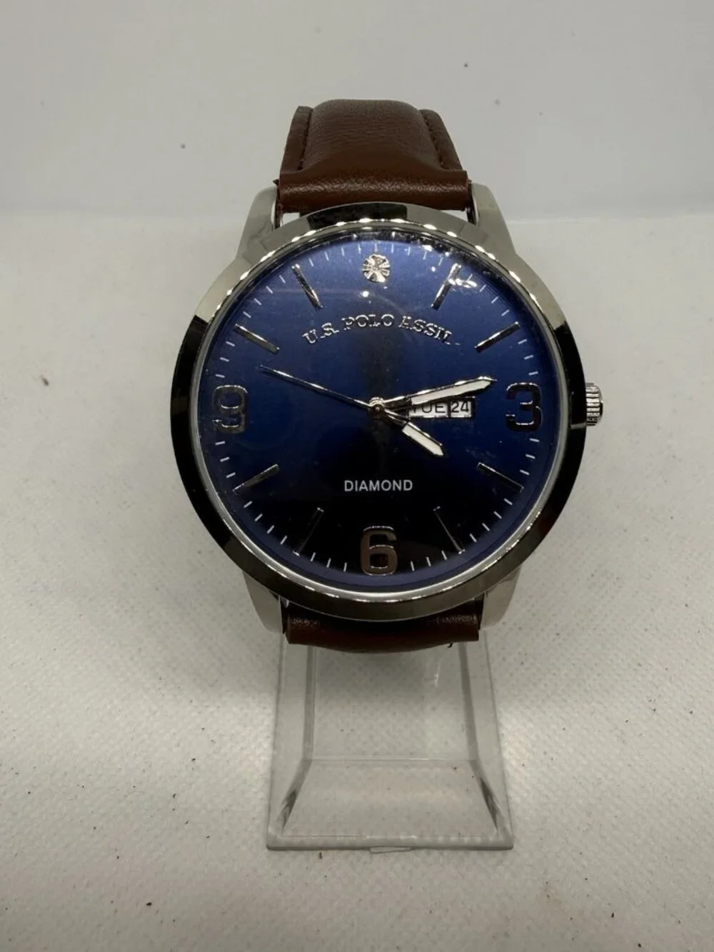 U.S. Polo Assn. Men's Quartz Diamond Accent Watch Blue Sunray Dial Day-Date